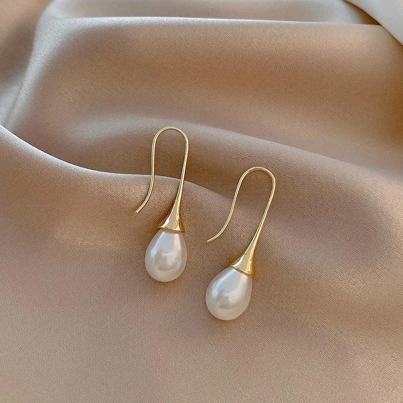 Boucles d'oreilles classiques en perles Helena