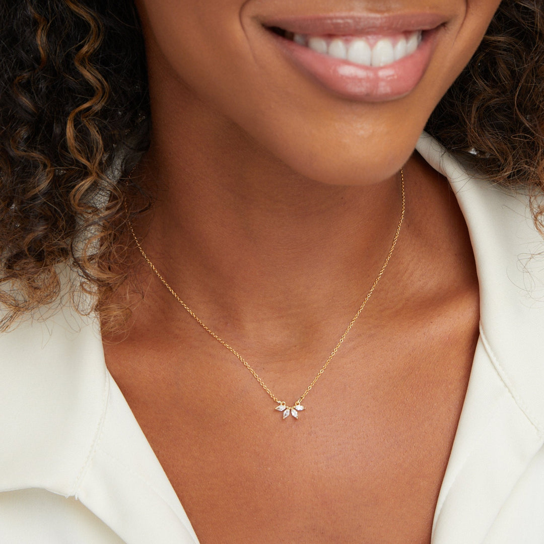 Omelia Kristallblad Collier